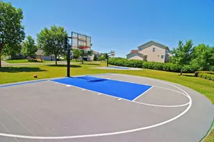 466 Greenview Dr, Chanhassen, MN 55317 - Photo 32