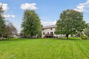 466 Greenview Dr, Chanhassen, MN 55317 - Photo 24