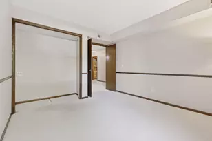 8441 Irwin Rd, Bloomington, MN 55437 - Photo 22