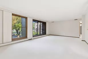 8441 Irwin Rd, Bloomington, MN 55437 - Photo 4