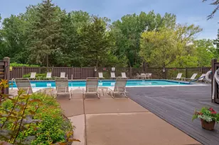 8441 Irwin Rd, Bloomington, MN 55437 - Photo 26