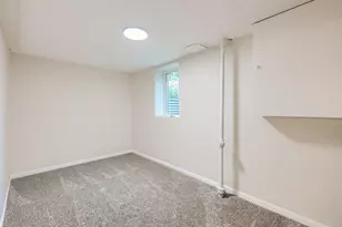 6318 Perry Ave N, Brooklyn Center, MN 55429 - Photo 20