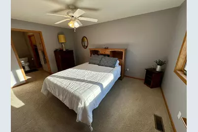 304 SE Valley View Drive, Willmar, MN 56201 - Photo 28