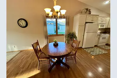 304 SE Valley View Drive, Willmar, MN 56201 - Photo 18