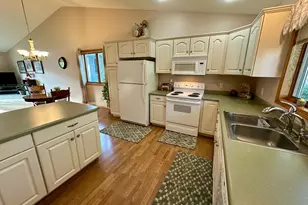 304 SE Valley View Dr, Willmar, MN 56201 - Photo 14