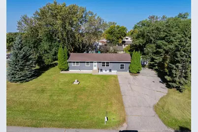 1804 E Golf Course Road NE, Alexandria, MN 56308 - Photo 1