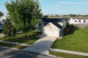 3517 12th St S, Moorhead, MN 56560 - Photo 2