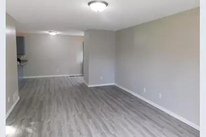 2477 Grenadier Avenue N, Oakdale, MN 55128 - Photo 4