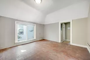 955 Burr St, Saint Paul, MN 55130 - Photo 10