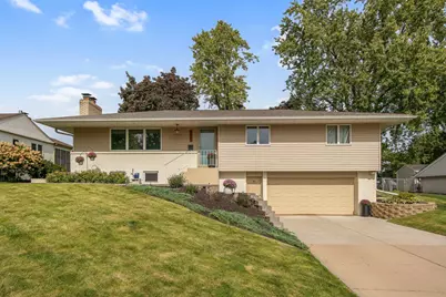 3109 Wendhurst Avenue, Saint Anthony, MN 55418 - Photo 2