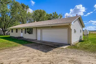 460 County Rd 5 NW, Isanti, MN 55040 - Photo 30