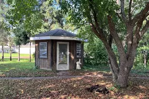 1909 Southern Dr, Virginia, MN 55792 - Photo 10