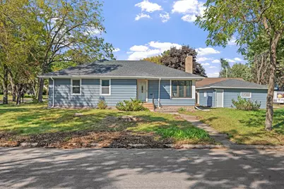373 Nebraska Avenue W, Saint Paul, MN 55117 - Photo 1