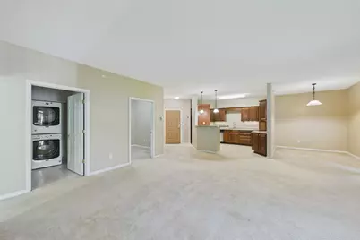 110696 Village Road #307, Chaska, MN 55318 - Photo 4