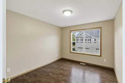 7580 Lower 11th Street N, Oakdale, MN 55128 - Photo 18