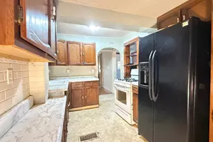 327 20th Ave SW, Rochester, MN 55902 - Photo 8