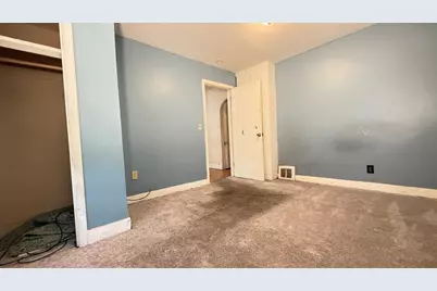 327 20th Ave SW, Rochester, MN 55902 - Photo 6