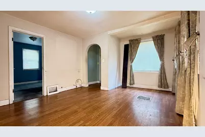 327 20th Ave SW, Rochester, MN 55902 - Photo 2