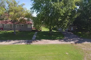 201 Emerson Ave NE, Renville, MN 56284 - Photo 24
