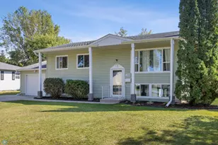 2118 17th St S, Moorhead, MN 56560 - Photo 1