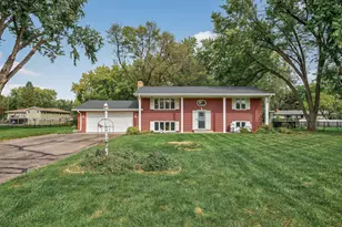 16180 Westgate Dr, Eden Prairie, MN 55344 - Photo 4