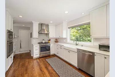 2711 Bent Tree Circle, Minnetonka, MN 55305 - Photo 20