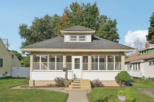 867 Winslow Ave, Saint Paul, MN 55107 - Photo 1