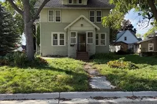 711 Clausen Ave, Albert Lea, MN 56007 - Photo 1