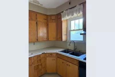 711 Clausen Avenue, Albert Lea, MN 56007 - Photo 10