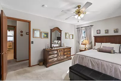 2460 Xylon Avenue N, Golden Valley, MN 55427 - Photo 20