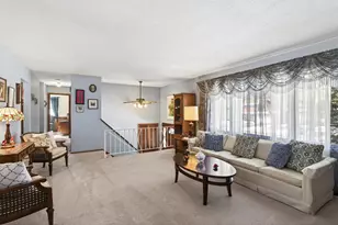 2460 Xylon Ave N, Golden Valley, MN 55427 - Photo 10