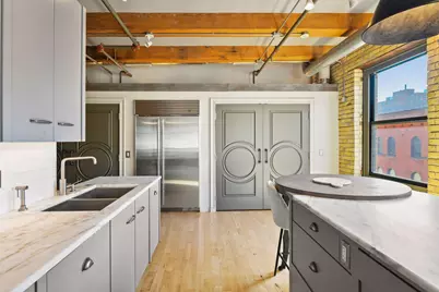 406 Wacouta Street #412, Saint Paul, MN 55101 - Photo 4