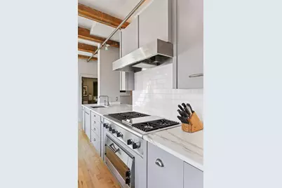 406 Wacouta Street #412, Saint Paul, MN 55101 - Photo 2