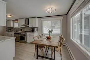 204 E Johnson St, River Falls, WI 54022 - Photo 6