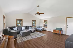 500 County Road B2 W, Roseville, MN 55113 - Photo 18