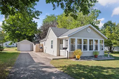 140 S Grove Street, Belle Plaine, MN 56011 - Photo 1