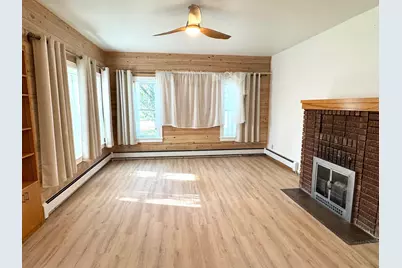 117 Zeh Street W, Thief River Falls, MN 56701 - Photo 8