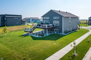 4866 Hampton Cir S, Moorhead, MN 56560 - Photo 52