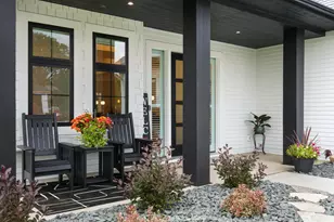 4951 Parkside Cir, Eagan, MN 55123 - Photo 12