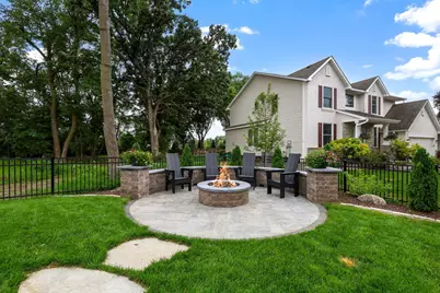 4951 Parkside Circle, Eagan, MN 55123 - Photo 8