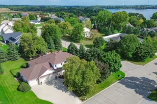 308 Country Club Dr NE, Willmar, MN 56201 - Photo 2