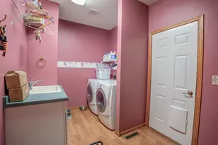 308 Country Club Dr NE, Willmar, MN 56201 - Photo 20