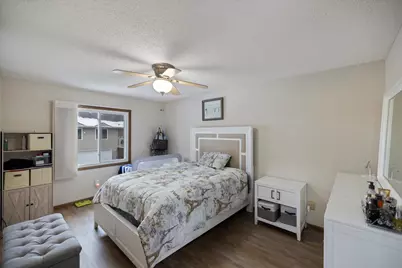 1266 Deercliff Lane, Eagan, MN 55123 - Photo 22