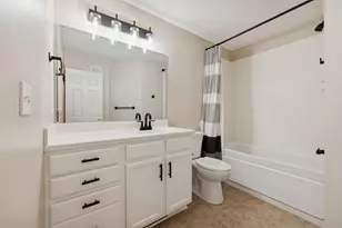 7539 Parkridge Way, Savage, MN 55378 - Photo 8