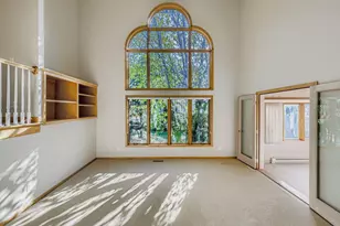 265 Mallard Dr, Shakopee, MN 55379 - Photo 4