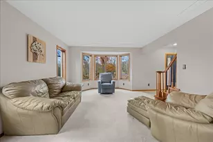 553 Omaha Rd, Hudson, WI 54016 - Photo 10