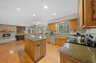 553 Omaha Rd, Hudson, WI 54016 - Photo 4