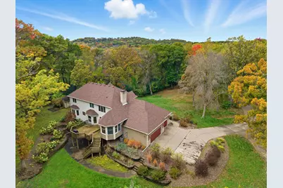 553 Omaha Road, Hudson, WI 54016 - Photo 2