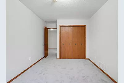 2075 13th Avenue W, Shakopee, MN 55379 - Photo 26