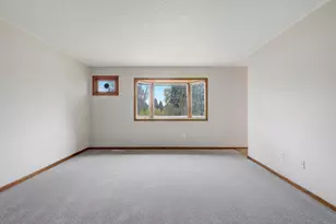 2075 13th Ave W, Shakopee, MN 55379 - Photo 8